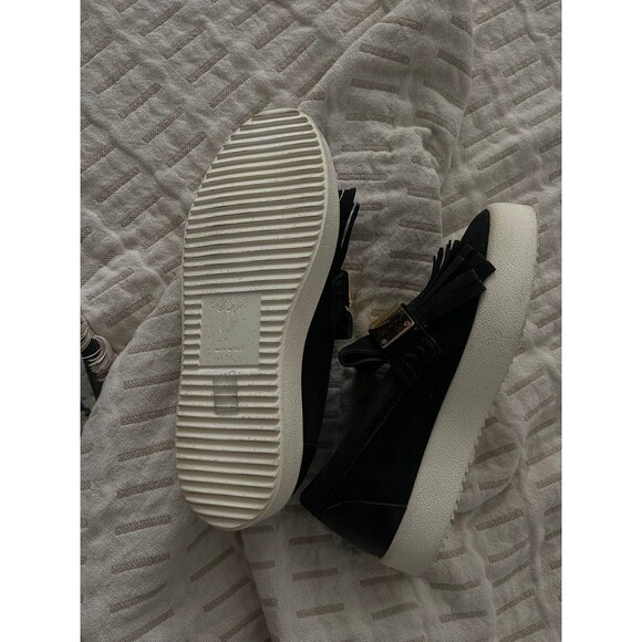 $750 Authentic Giuseppe Zanotti velvet sneakers new - Picture 6 of 6